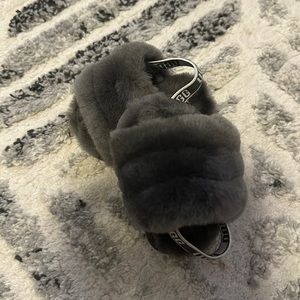 Baby UGG fluff yeah slides